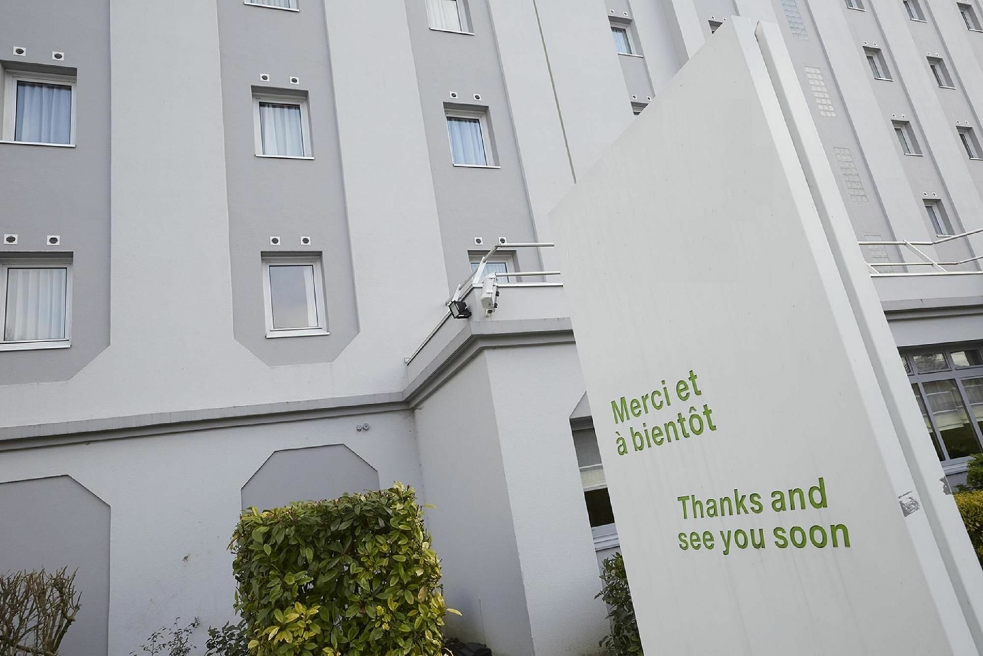 Kyriad Le Blanc-Mesnil Exterior foto